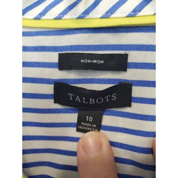 Talbots Non-Iron Scrollwork Medallion Print Flip Cuff Button-Up Shirt Size 10 - Picture 3 of 5